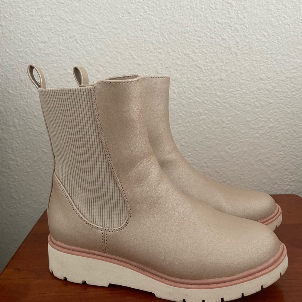 Women's Cream Ankle Boots